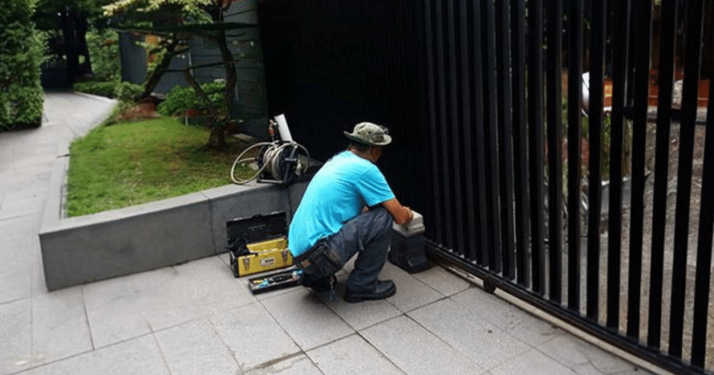 sliding gate repair in Cypress, TX
